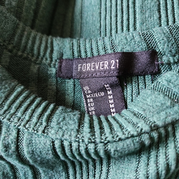 Green Ribbed Tee - Picture 3 of 3